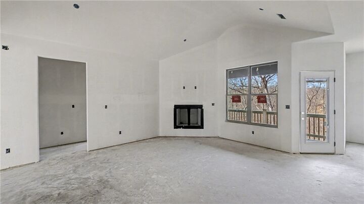 Property Photo: 2 Yarrow Circle AR 72715