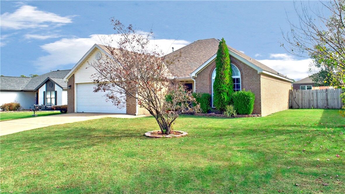 Property Photo: 1779 Apple Butter Street AR 72764
