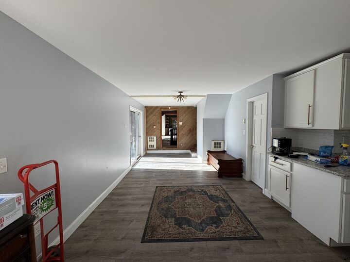 Property Photo:  91 Valley Rd  MA 01462