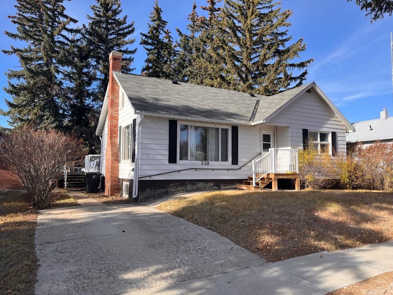 Property Photo: 529 Main Street AB T0K 1M0