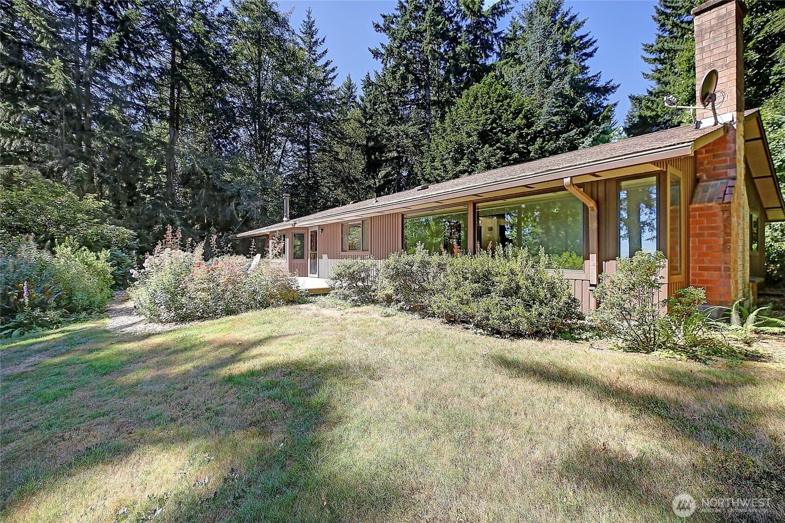 Property Photo:  563  Wayne'S Ridge Circle  WA 98282