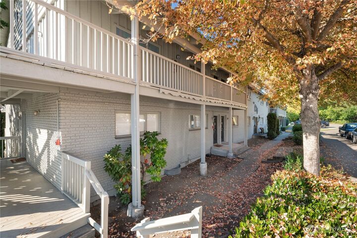 Property Photo:  21833  7th Avenue S  WA 98198