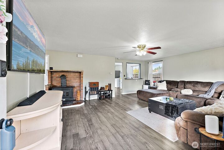 Property Photo:  3221  Solie Avenue  WA 98310 