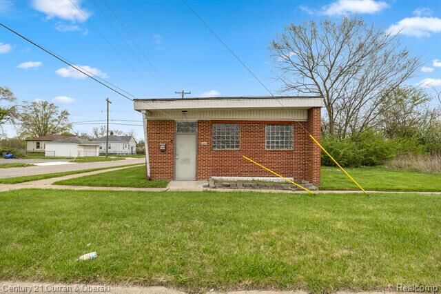 Property Photo:  3509 Harrison Street  MI 48141