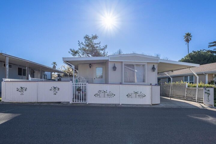 Property Photo:  13624 Monte Del Sol 142  CA 95012