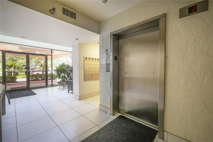 Property Photo:  6620 Boca Del Mar Dr 304  FL 33433
