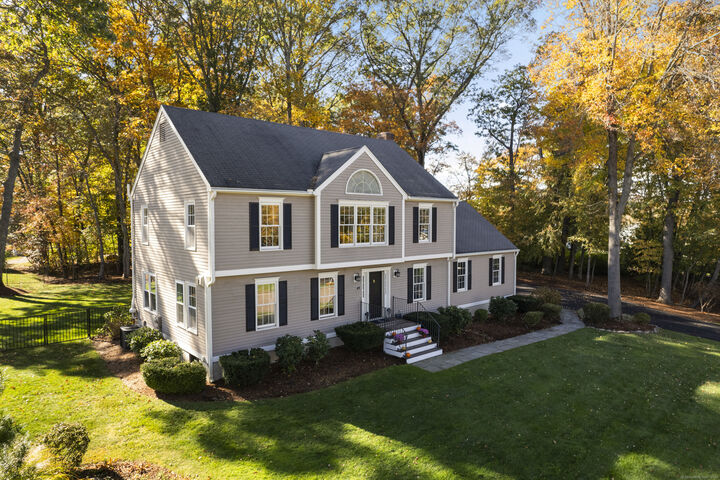 Property Photo:  49 Riverside Drive  CT 06405