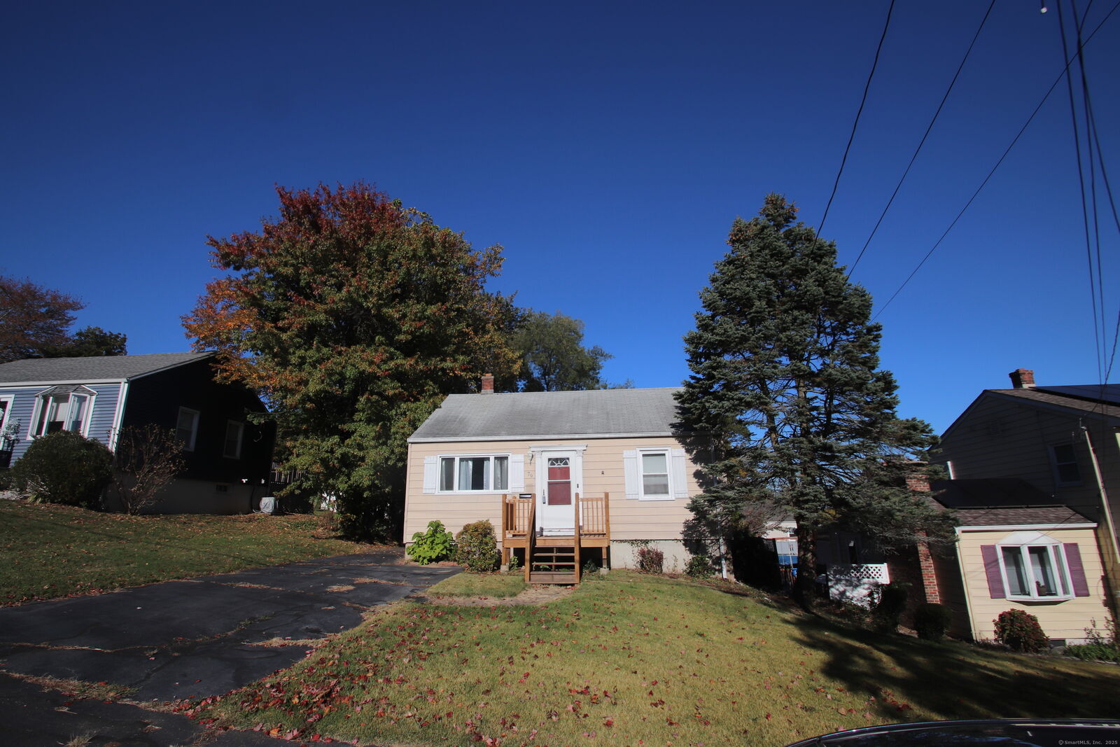 Property Photo:  79 Linden Street  CT 06516 