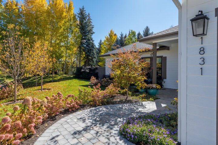 Property Photo:  1831 Heroic Rd  ID 83333