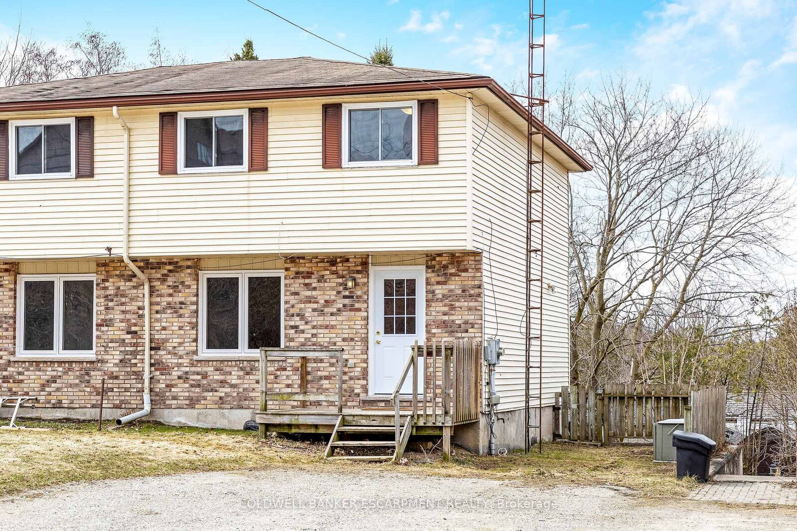 Property Photo:  407 Main Street S  ON N0B 2K0 