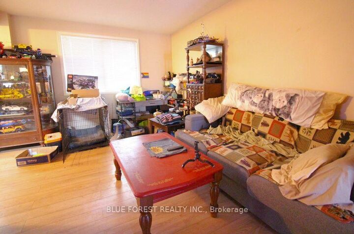 Property Photo:  2039 Aldersbrook Road  ON N6G 3N2