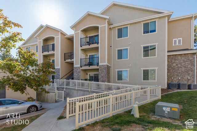 Property Photo:  182 W Springview Dr  UT 84045