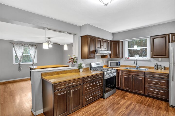 Property Photo:  405 Antonelli Drive  PA 15135