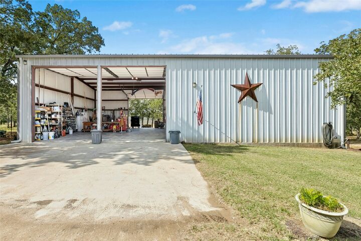Property Photo:  412 Woody Hollow Road  TX 78648 