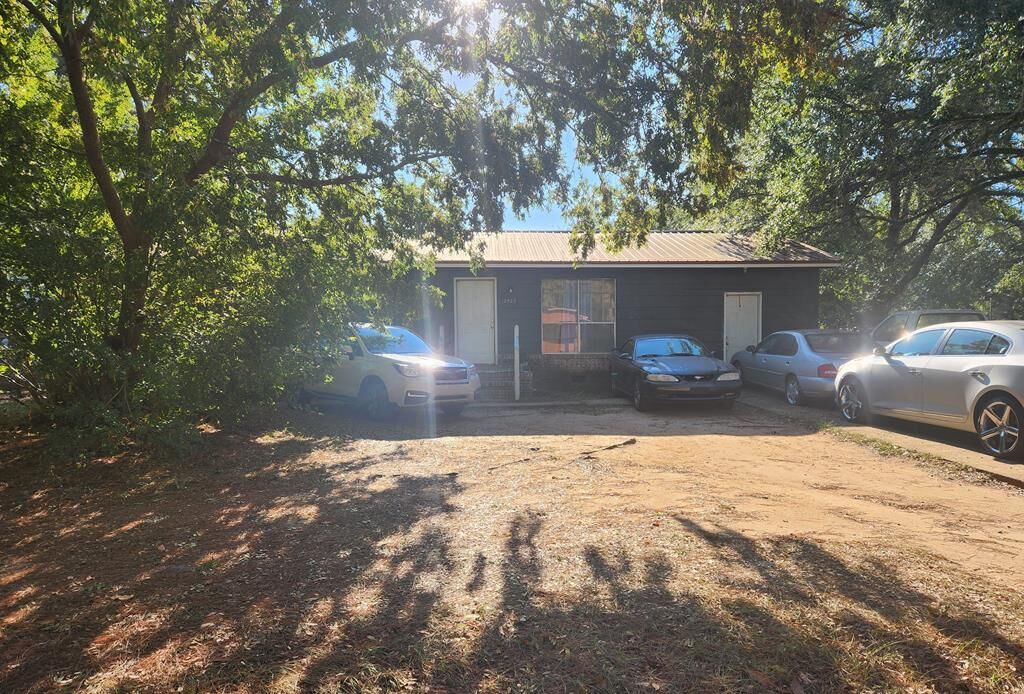 Property Photo:  2523 Beachview Dr  GA 31705 