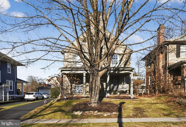 Property Photo:  106 Montgomery Avenue  PA 19038 
