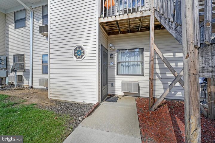 Property Photo: 1334 W Wyomissing Court Q PA 19609