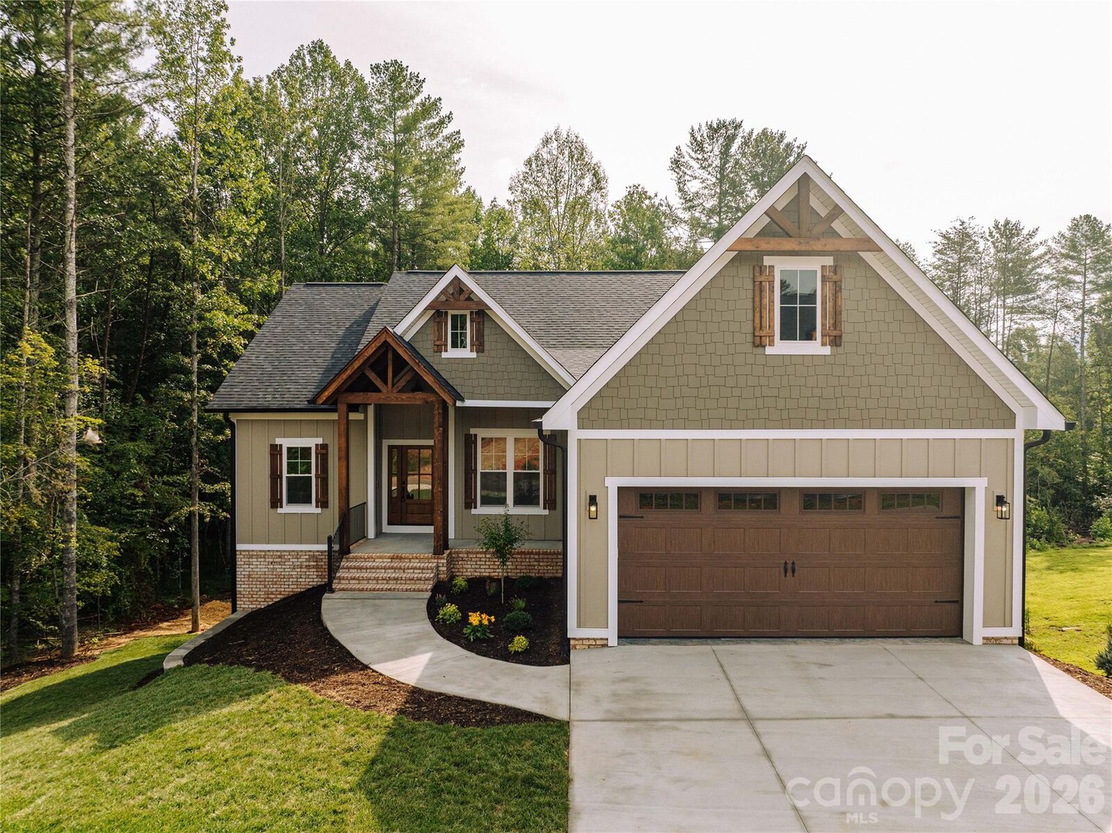 Property Photo: 2031 Piper Ridge Drive NC 28645