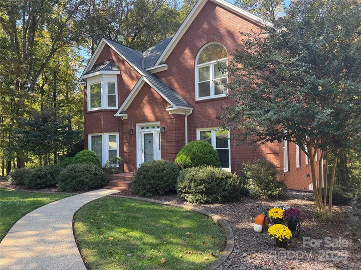 3875 Deer Run Drive NE  Conover NC 28613 photo