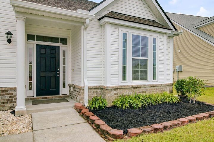 Property Photo:  1324 Hermitage Lane  SC 29456