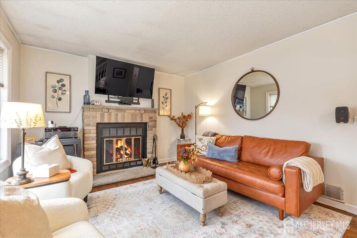 Property Photo:  11 Shadowlawn Drive  NJ 07067 