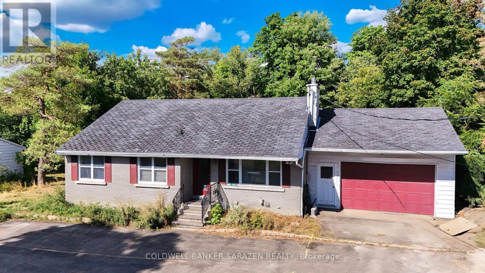 Property Photo:  5497 Manotick Main Street  ON K4M 0E2