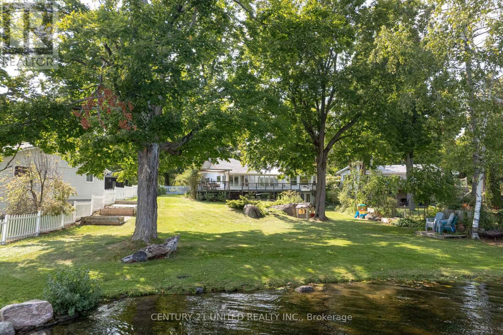 Photo de la propriété:  1105 Primrose Lane  ON K9J 6X5