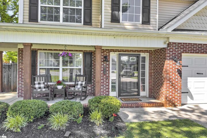 Property Photo:  114 Thorncliff Place  SC 29625