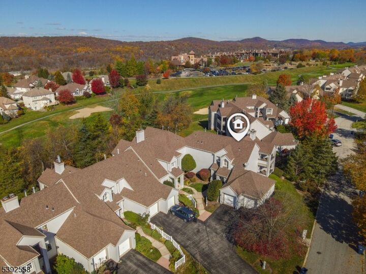 27 Harker Hill Dr 27  Hardyston Twp. NJ 07419 photo