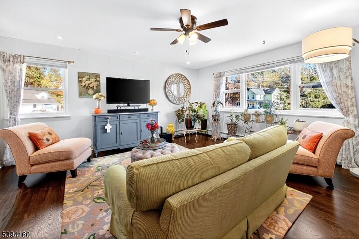 Property Photo:  61 Star Lake Rd 2  NJ 07403