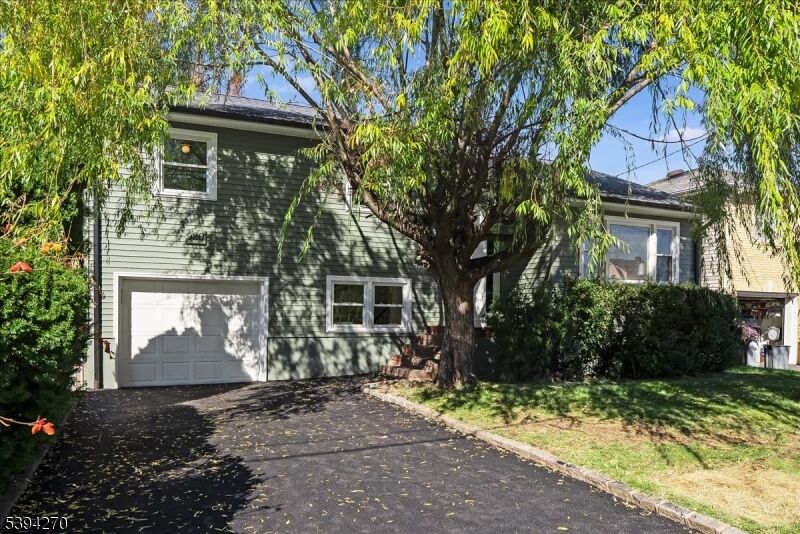 Property Photo: 920 Peach Tree Rd NJ 07083