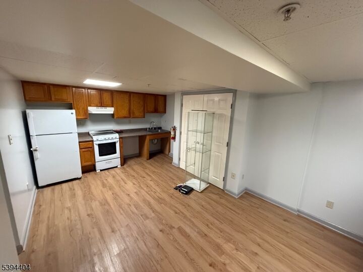 Property Photo: 96 W Grand St NJ 07202