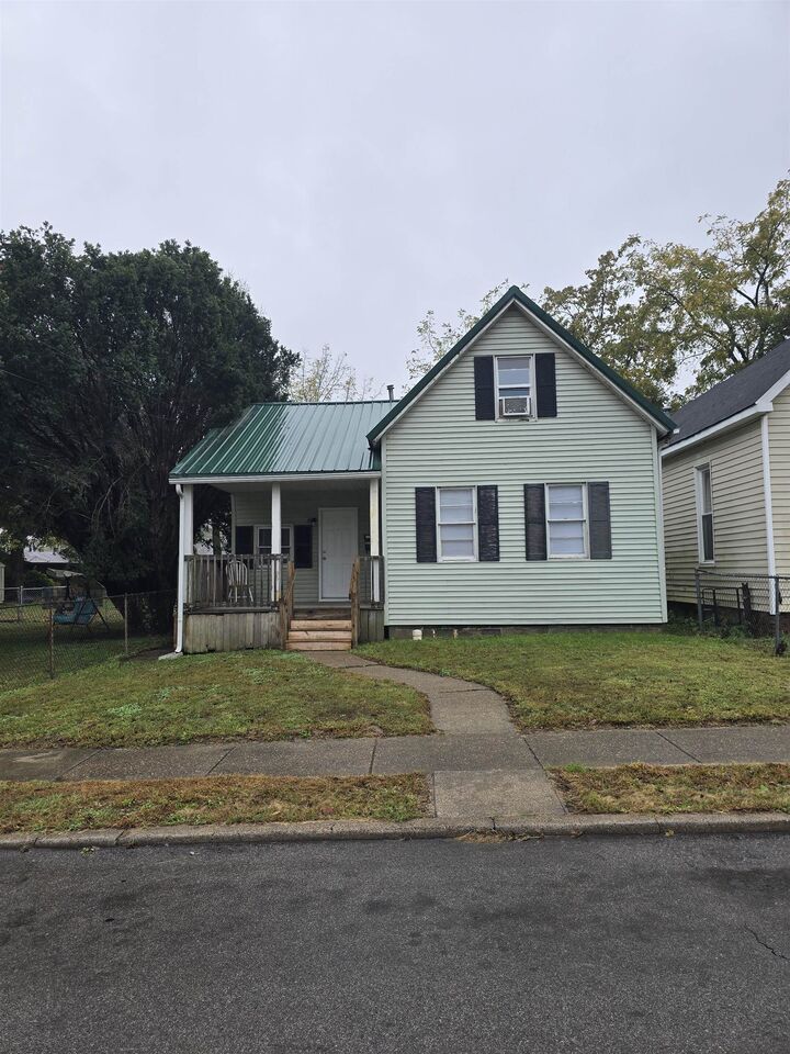 1502 Clay St.  Henderson KY 42420 photo