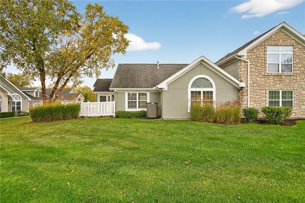 Property Photo: 23154 W 71 Terrace KS 66227