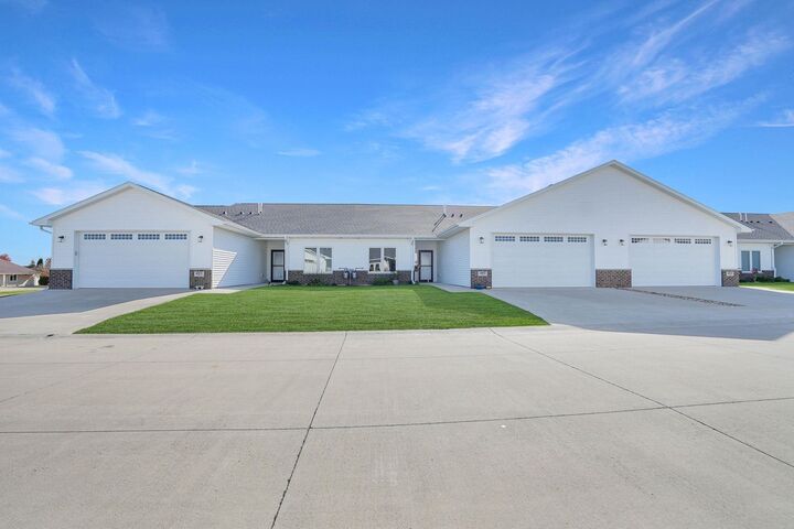 Property Photo: 485 Autumn Lane 2 IA 50613