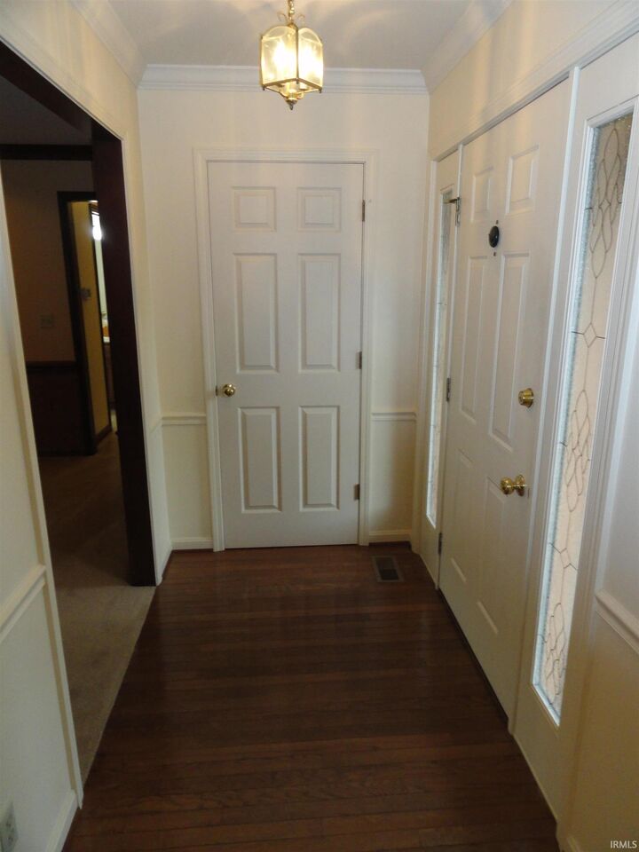 Property Photo:  8600 Frontier Drive  IN 47630