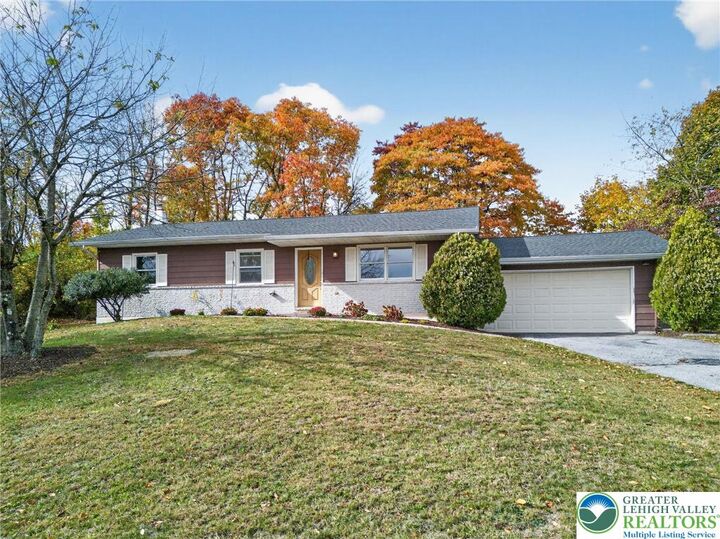 Property Photo: 7340 W Hillcrest Lane PA 18080