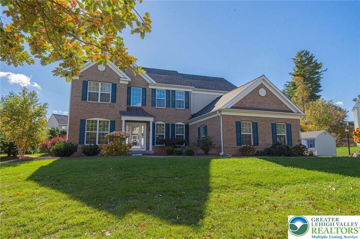 Property Photo: 6522 Trafalgar Drive PA 18062