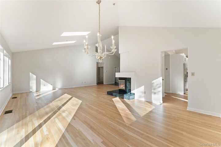 Property Photo:  71 Clubhouse Lane  NY 10583 