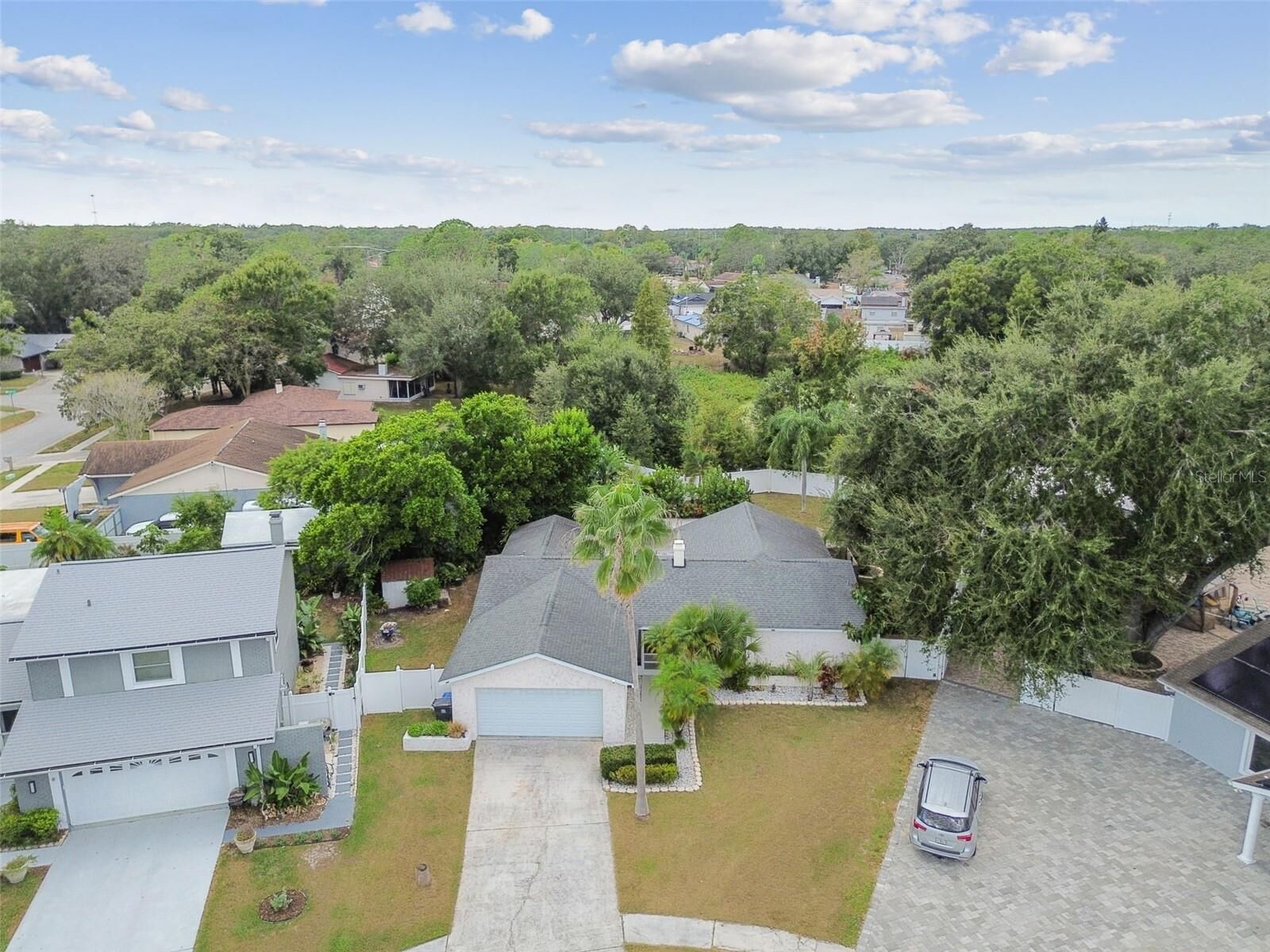 Property Photo:  5426 Pentail Circle  FL 33625