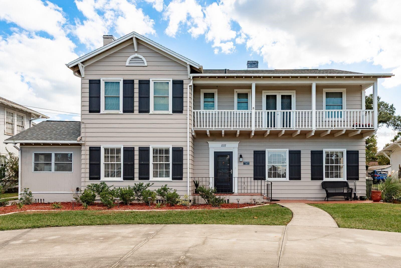 Property Photo:  1111 W Line Street  FL 34748 