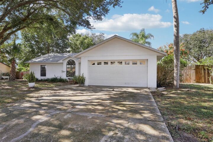 Property Photo:  212 Eastridge Drive  FL 32726 