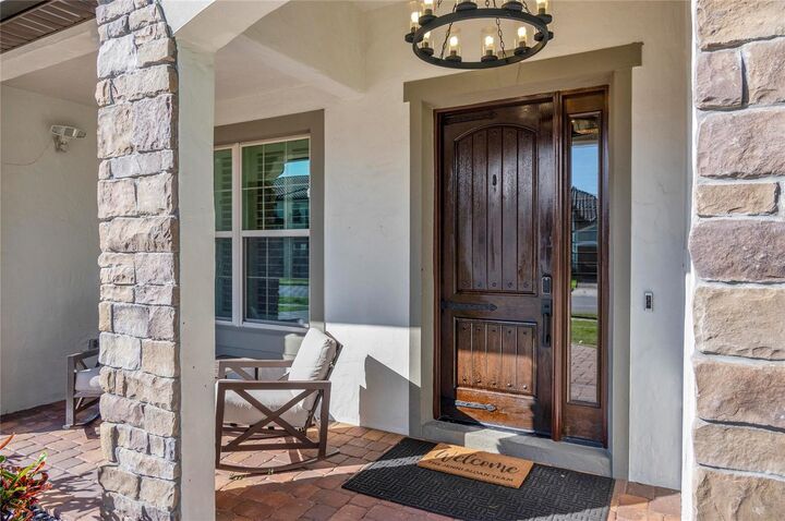 Property Photo:  1460 Via Sangro Place  FL 32792