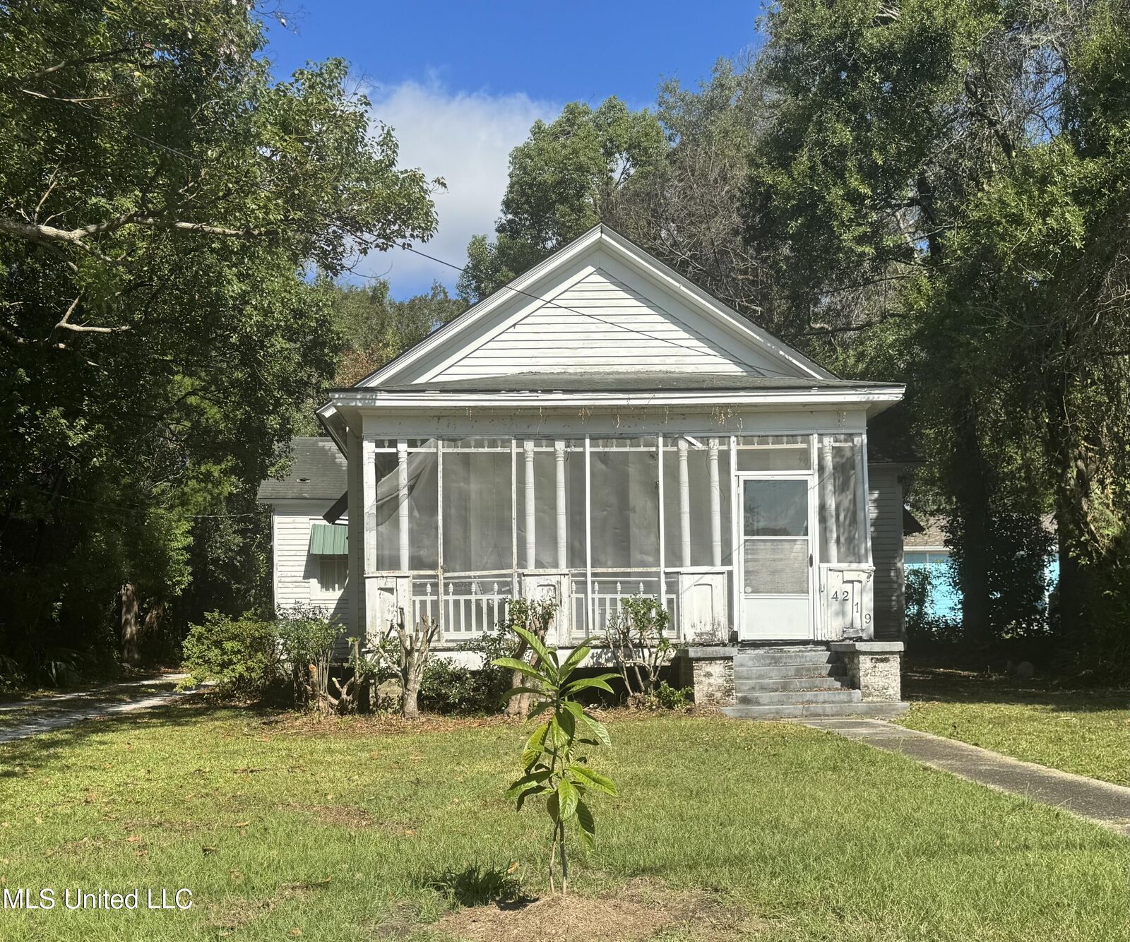 Property Photo:  4219 Bellview Avenue  MS 39563