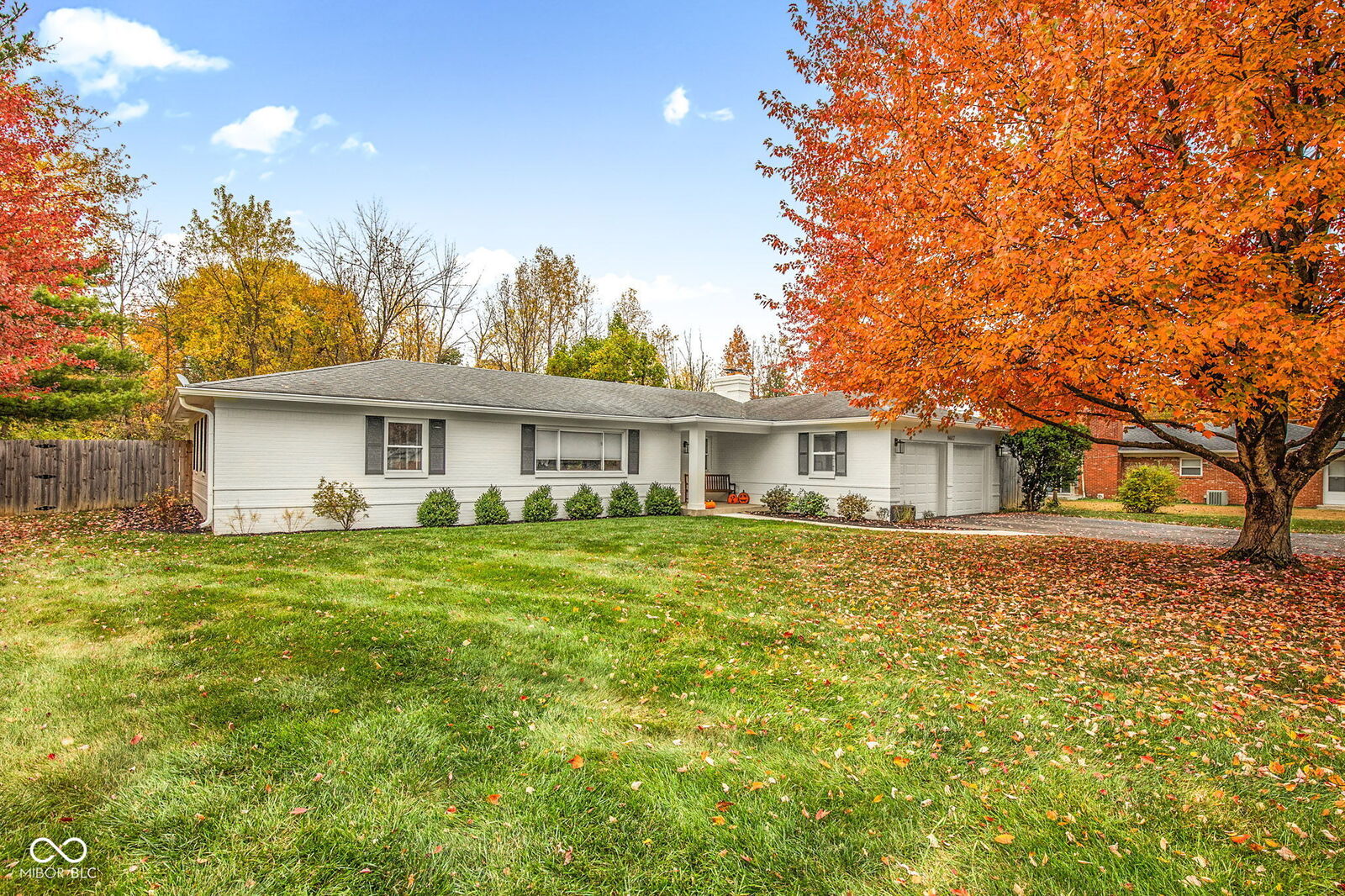 Property Photo: 8607 N Washington Boulevard IN 46240