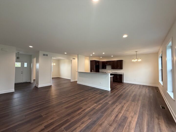 Property Photo: 3289 Comstock Avenue IL 60115