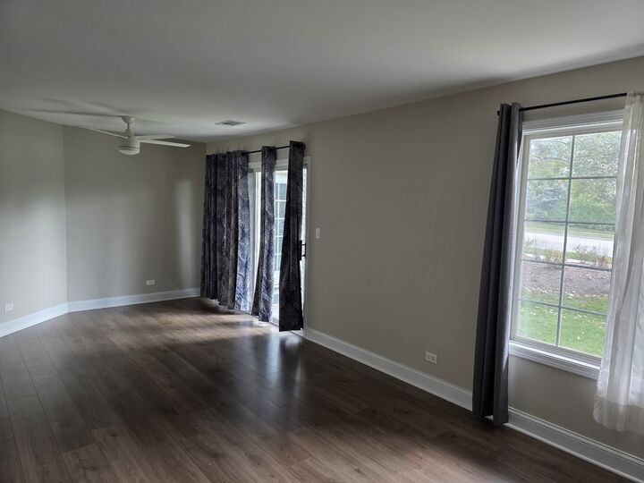 Property Photo:  1545 Thornfield Lane 1  IL 60172