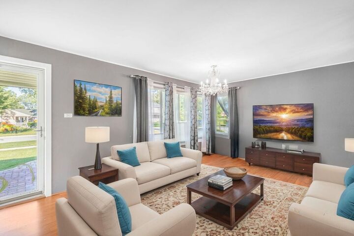 Property Photo:  2611 South Street  IL 60008 