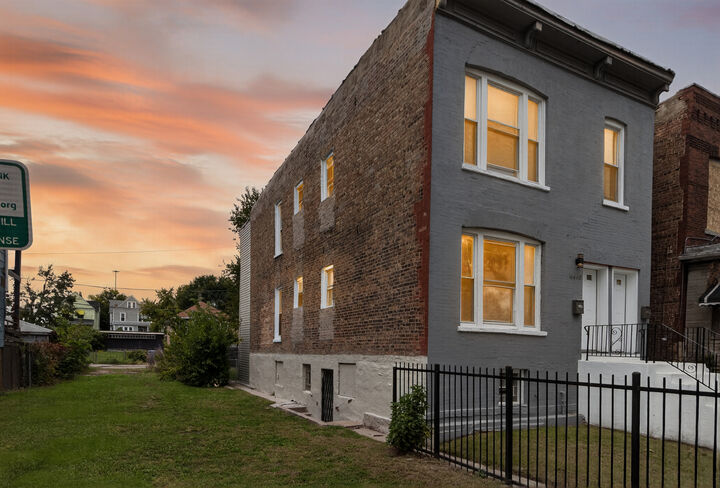 Property Photo: 6660 S Michigan Avenue IL 60637