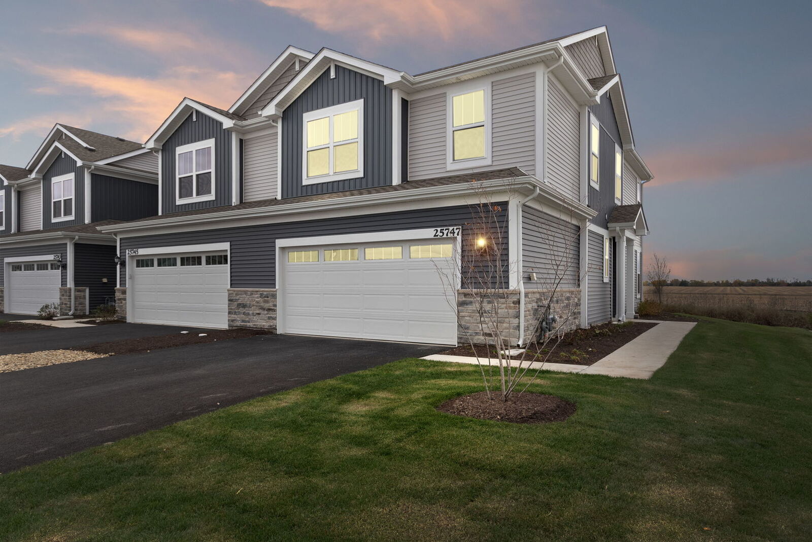 Property Photo:  25747 W Yorkshire Drive  IL 60544 